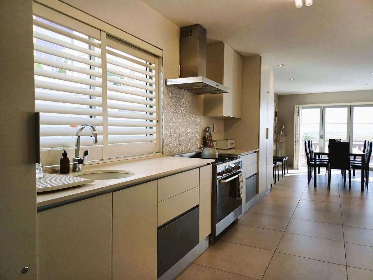 'Antilles'- 6 Bedroom Luxury Villa On The Beach, Sleeps 12 Gordonʼs Bay 0*,