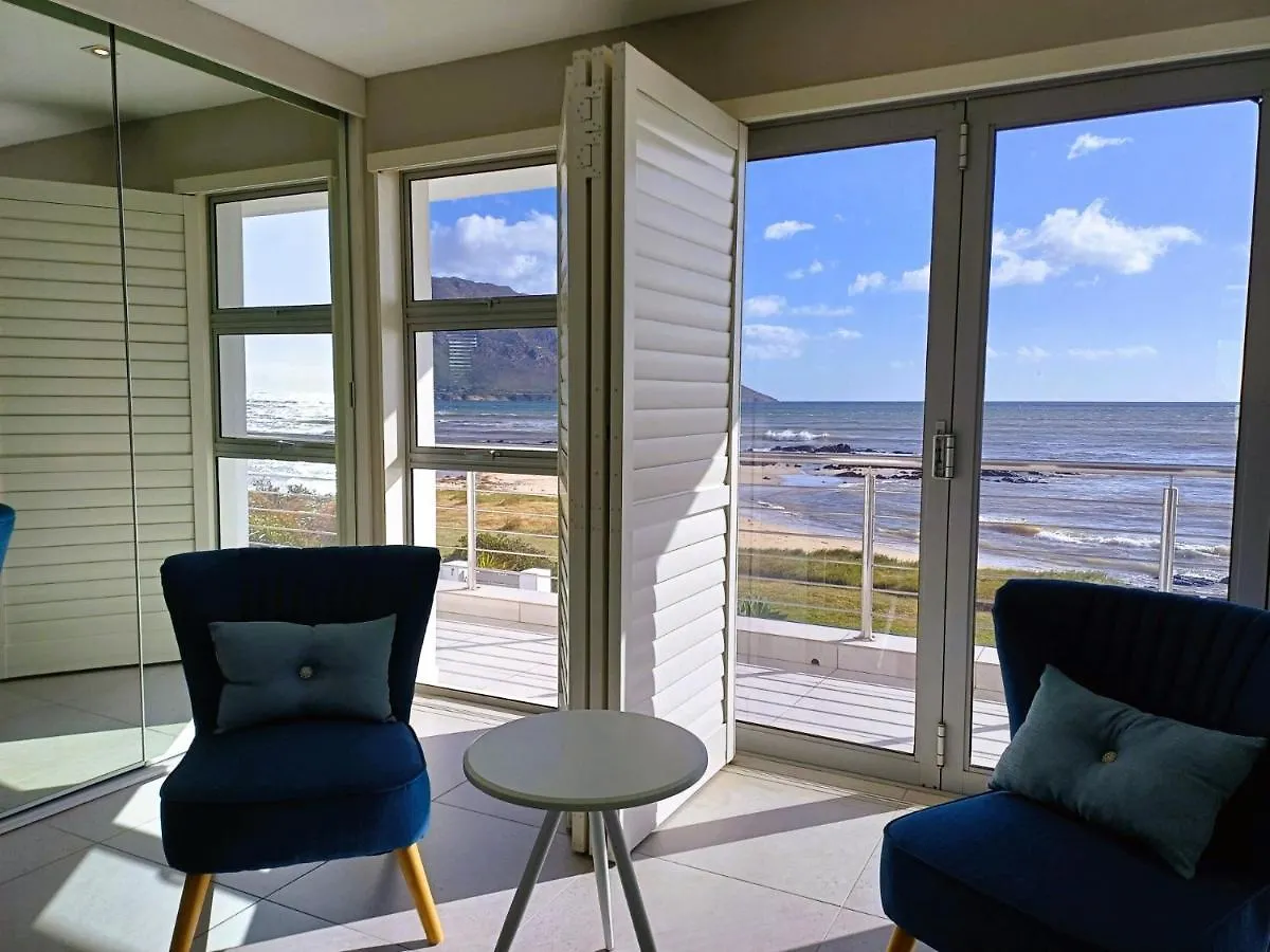 'Antilles'- 6 Bedroom Luxury Villa On The Beach, Sleeps 12 Gordonʼs Bay 南アフリカ