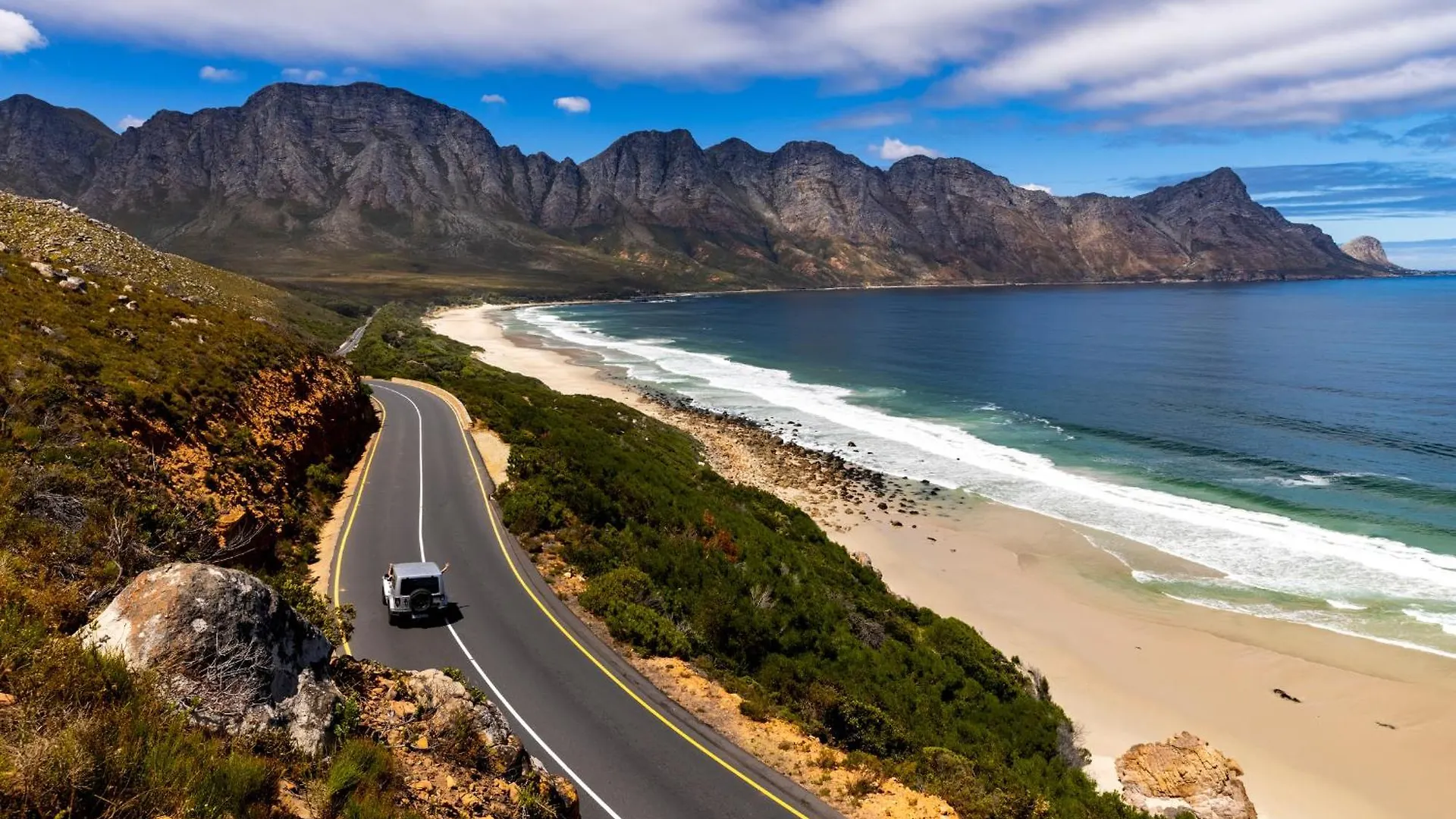 'Antilles'- 6 Bedroom Luxury Villa On The Beach, Sleeps 12 Gordonʼs Bay